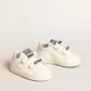 Baby-School-Set aus weißem Nappaleder mit rosa Lederlasche an der Ferse