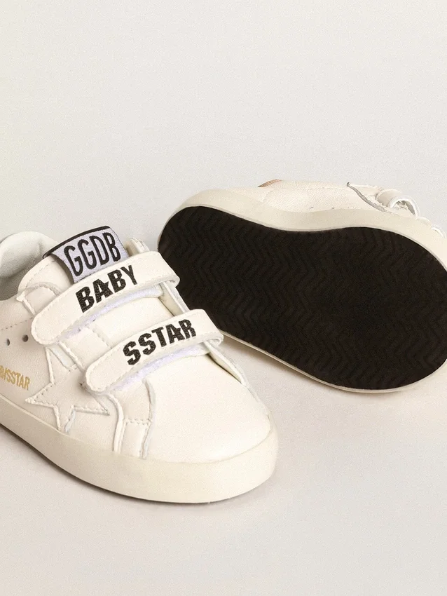 Baby-School-Set aus weißem Nappaleder mit rosa Lederlasche an der Ferse