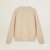Beiger Damenpullover mit „Golden“-Schriftzug auf dem Rücken