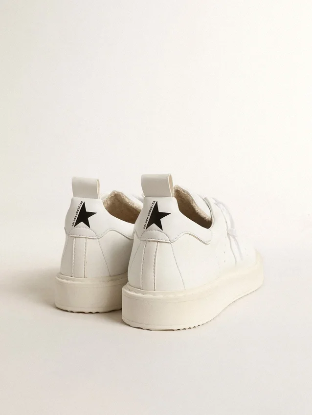 Bio-basierte Starter-Damenschuhe mit weißem Stern und Fersenlasche
