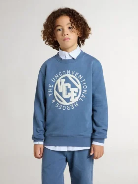 Blaues Kinder-Sweatshirt mit weißen geprägten Aufnähern
