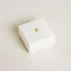 Buchstaben-Anhänger „K“ aus goldfarbenem Messing mit Kristallen