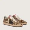 Damen-Ball Star aus Ponyfell mit Leopardenmuster, schwarzem Lederstern und Fersenlasche