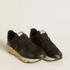 Damen-Laufschuh „Running Sole“ in schwarzem Glitzer mit Lederstern und Fersenlasche aus Nubukleder