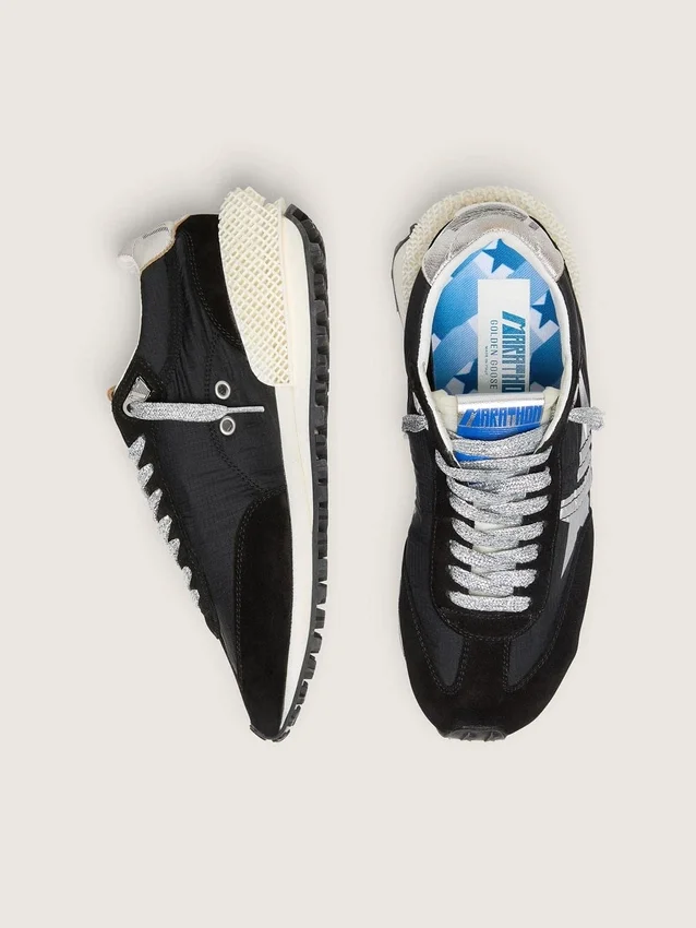 Damen-Marathon mit schwarzem Obermaterial aus Ripstop-Nylon und silbernem Stern