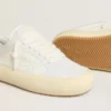 Damen-Schuh „Space-Star Cube“ aus weißem Leder mit perforiertem Stern