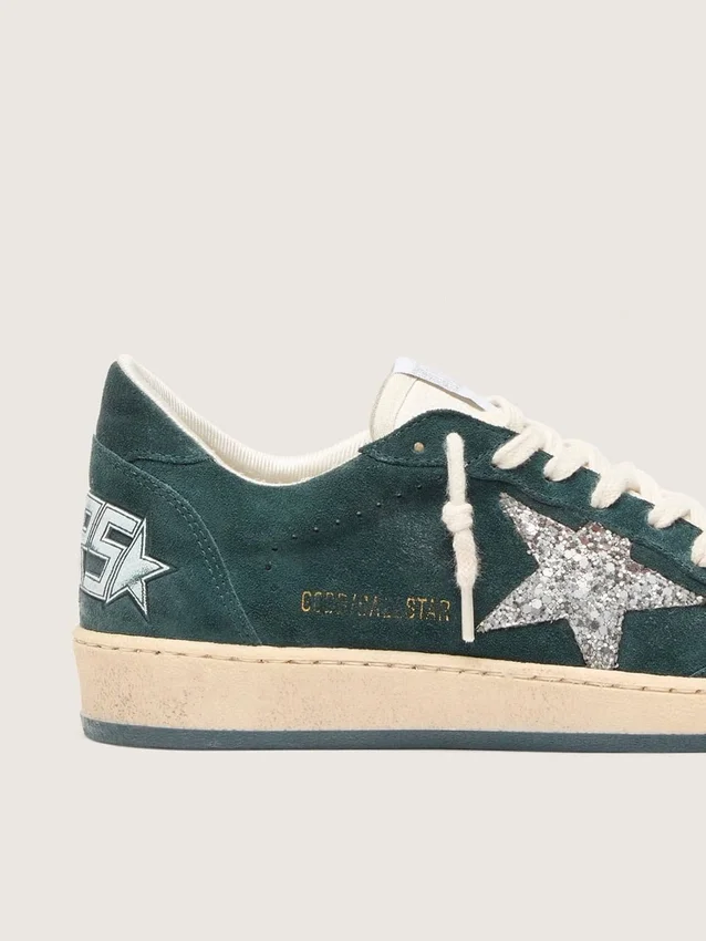 Damen-Sneaker „Ball Star“ aus grünem Wildleder mit silbernem Glitzerstern