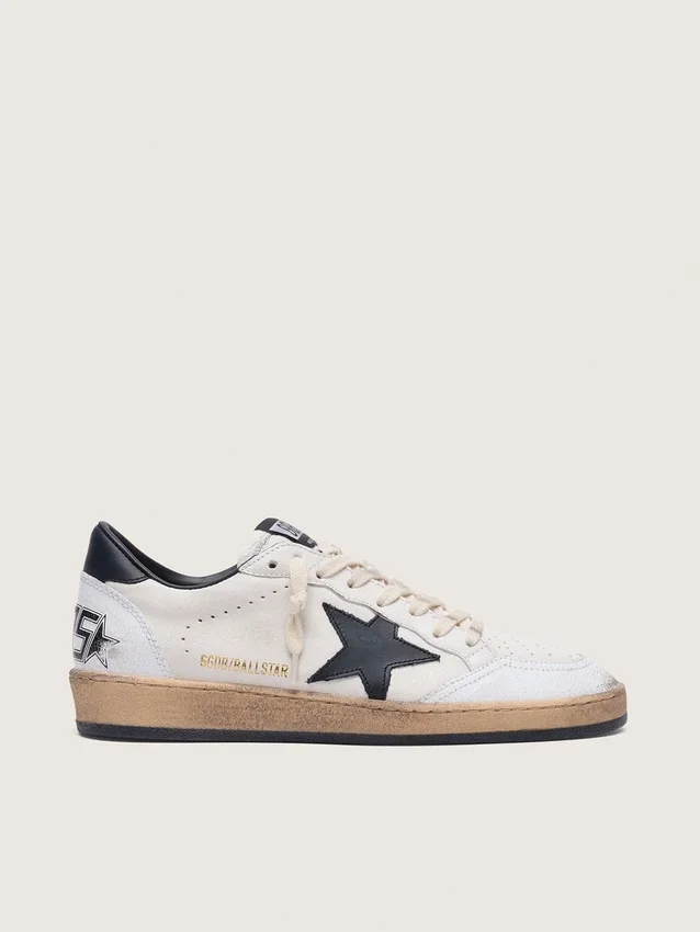 Damen-Sneaker „Ball Star“ aus Nappaleder mit schwarzem Stern und schwarzer Fersenlasche