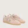 Damen-Sneaker „Ball Star“ aus puderrosa Wildleder mit metallisch-goldenem Stern