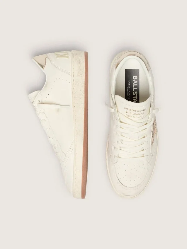 Damen-Sneaker „Ball Star“ aus weißem Leder mit Kristallstern und metallischer Fersenlasche