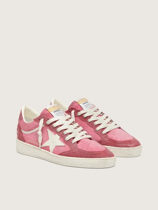 Damen-Sneaker „Ball Star LTD“ aus rosa Wildleder mit cremefarbenem Lederstern und roten Wildledereinsätzen