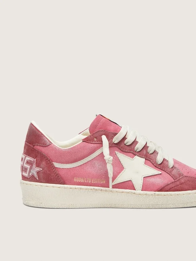 Damen-Sneaker „Ball Star LTD“ aus rosa Wildleder mit cremefarbenem Lederstern und roten Wildledereinsätzen
