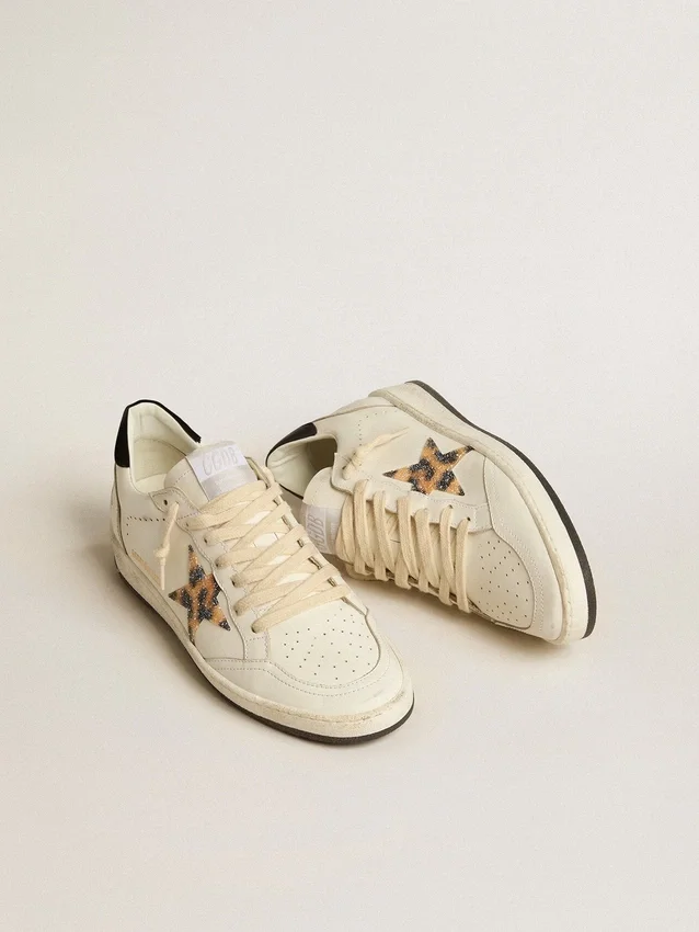 Damen-Sneaker „Ball Star“ mit Stern im Leopardenmuster, verziert mit Swarovski-Kristallen