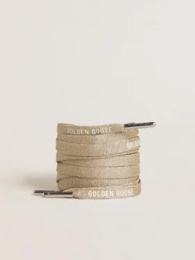 Goldfarbene Lurex-Schnürsenkel mit kontrastierendem weißem Logo