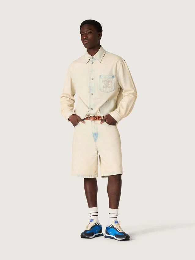 Herren-Bermudashorts aus hellem, sandfarbenem Denim