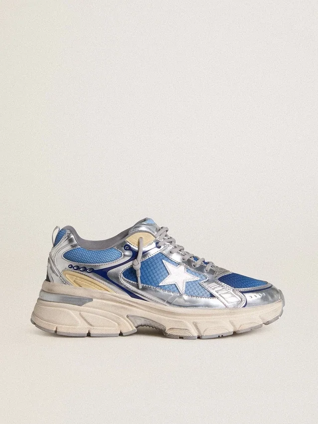 Herren-Lightstar aus hellblauem Mesh mit weißem TPU-Stern und silbernen Einsätzen auf biobasierter Basis