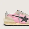 Herren-Marathon aus rosa Nylon und goldenem Wildleder mit schwarz aufgedrucktem Stern