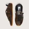 Herren-Sneaker „Marathon Speed“ aus Leder mit braunem Schlangenprint, schwarzem Stern und silberner Fersenlasche aus Leder