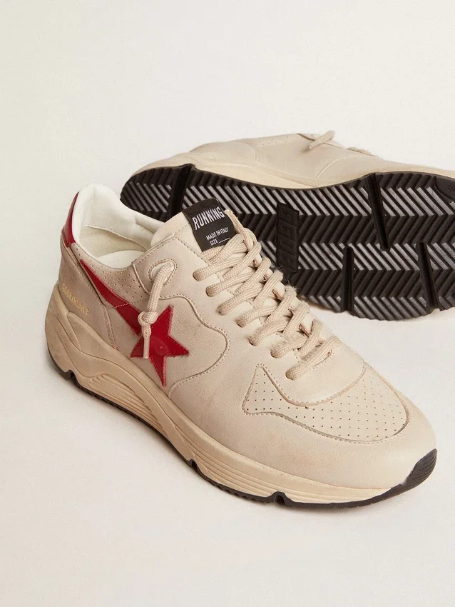 Herren-Sneaker „Running Sole“ aus grauem „Morn“-Nappaleder mit rotem Nappaleder-Stern und Fersenlasche