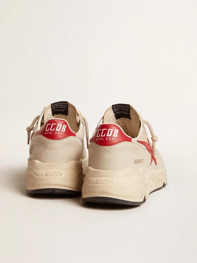 Herren-Sneaker „Running Sole“ aus grauem „Morn“-Nappaleder mit rotem Nappaleder-Stern und Fersenlasche