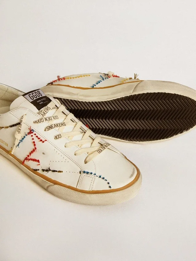 Herren-Super-Star LTD mit perforiertem Stern und Fersenlasche aus Metallic-Leder