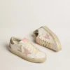 Hi Star aus weißem Leder mit rosa Wildlederstern und rosa Glitzer-Fersenlasche