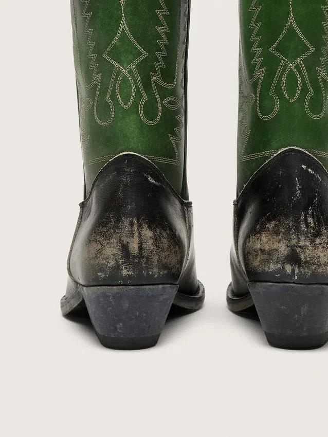 Hohe „Wish Star“-Damenstiefel aus schwarzem Leder mit grünem Lederschaft und weißer Stickerei