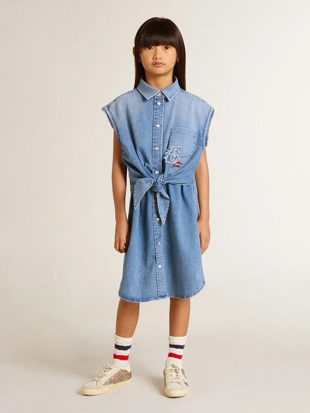 Jeanskleid für Mädchen mit Knoten vorne und Stickerei