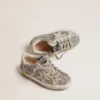 Junior Super-Star mit silbernem Glitzer und Wildleder-Details