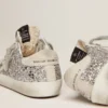 Junior Super-Star mit silbernem Glitzer und Wildleder-Details