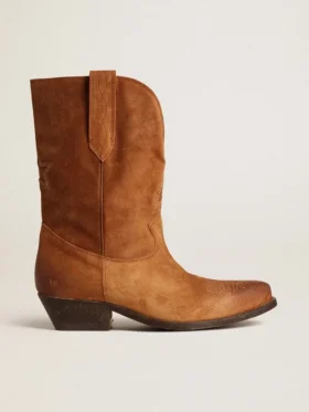 Low Wish Star Stiefel aus cognacfarbenem Wildleder mit eingearbeitetem Stern
