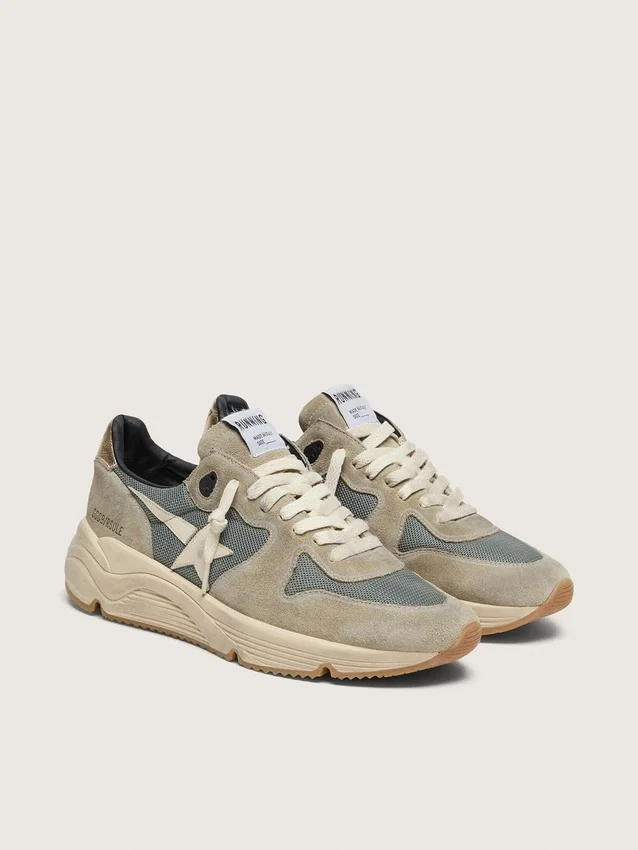 „Running Sole“ aus grauem Wildleder mit weißem Stern und weißer Fersenlasche