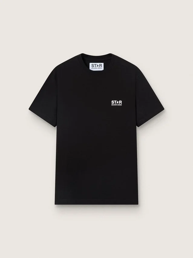 Schwarzes Herren-Hemd mit kontrastierendem weißem Logo und Stern