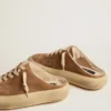 Space-Star-Sabot-Schuhe für Damen aus tabakfarbenem Wildleder mit Lammfellfutter