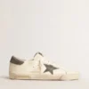 Super-Star aus Nappaleder mit grauem Stern aus Wildleder und Fersenlasche