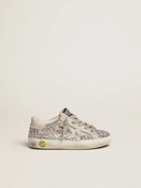Super-Star Young mit silbernem Glitzer