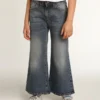 Weit geschnittene Jeans aus mittelblauem Bull-Denim