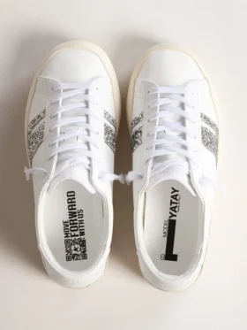Yatay Modell 1B – nachhaltige Sneaker mit weißem, biobasiertem Obermaterial und silbernem, recyceltem Glitzer Y
